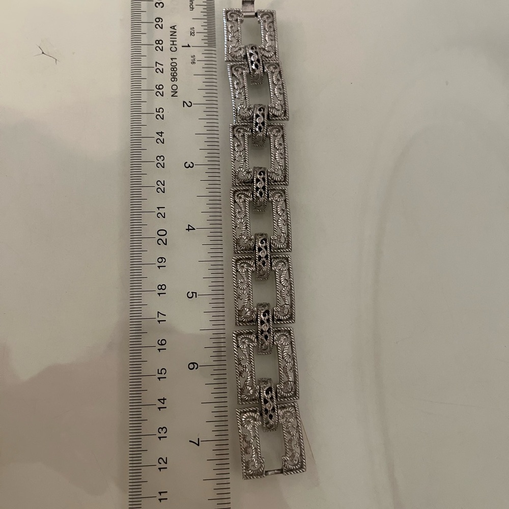 Elegant Silver Bracelet Vintage